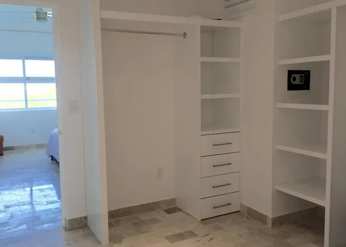 Private With Pool 10 Min From *