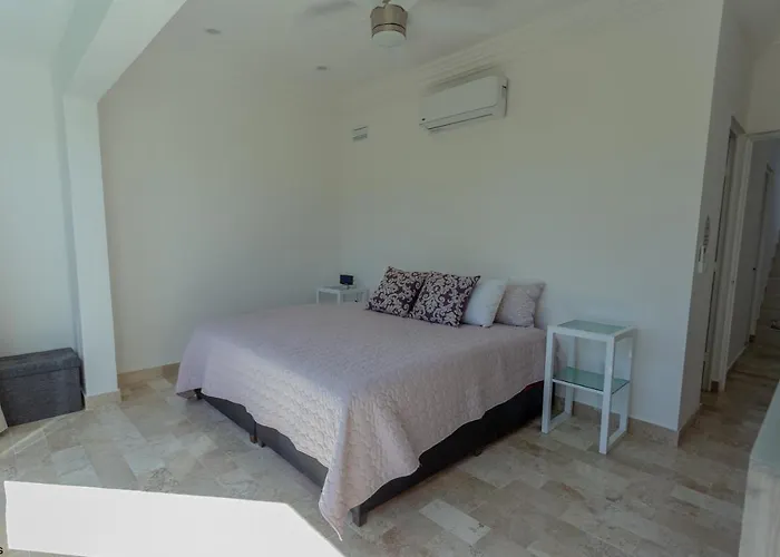 Сasa de vacaciones Private With Pool 10 Min From