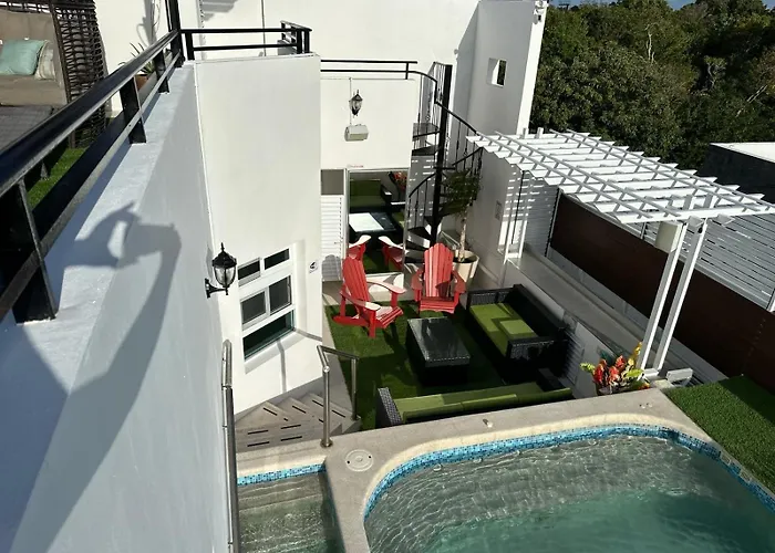 Holiday home Private With Pool 10 Min From