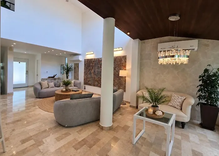 Сasa de vacaciones Private With Pool 10 Min From *